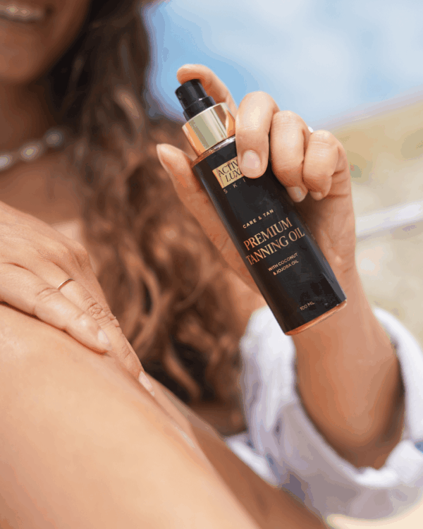 Active Luxe shimmer tanning oil
